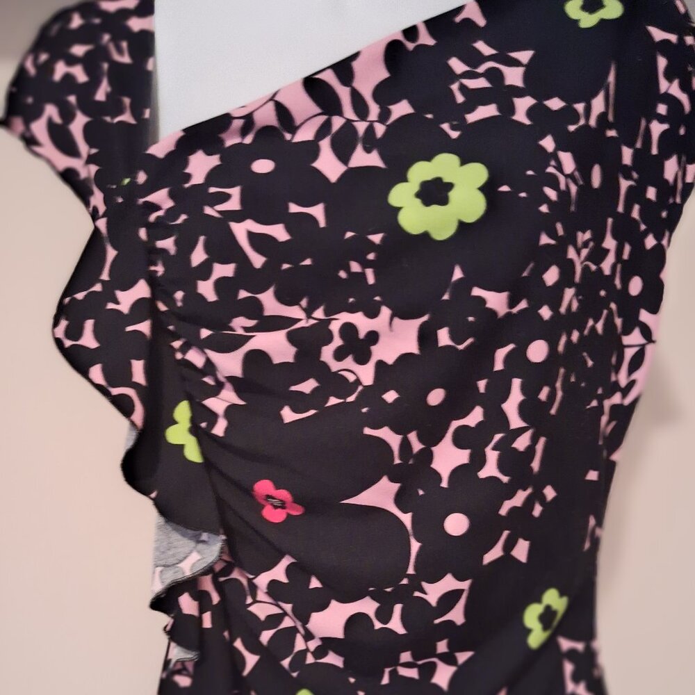 BCBG Paris Contemporary Floral Ruffle blouse - Picture 2 of 8